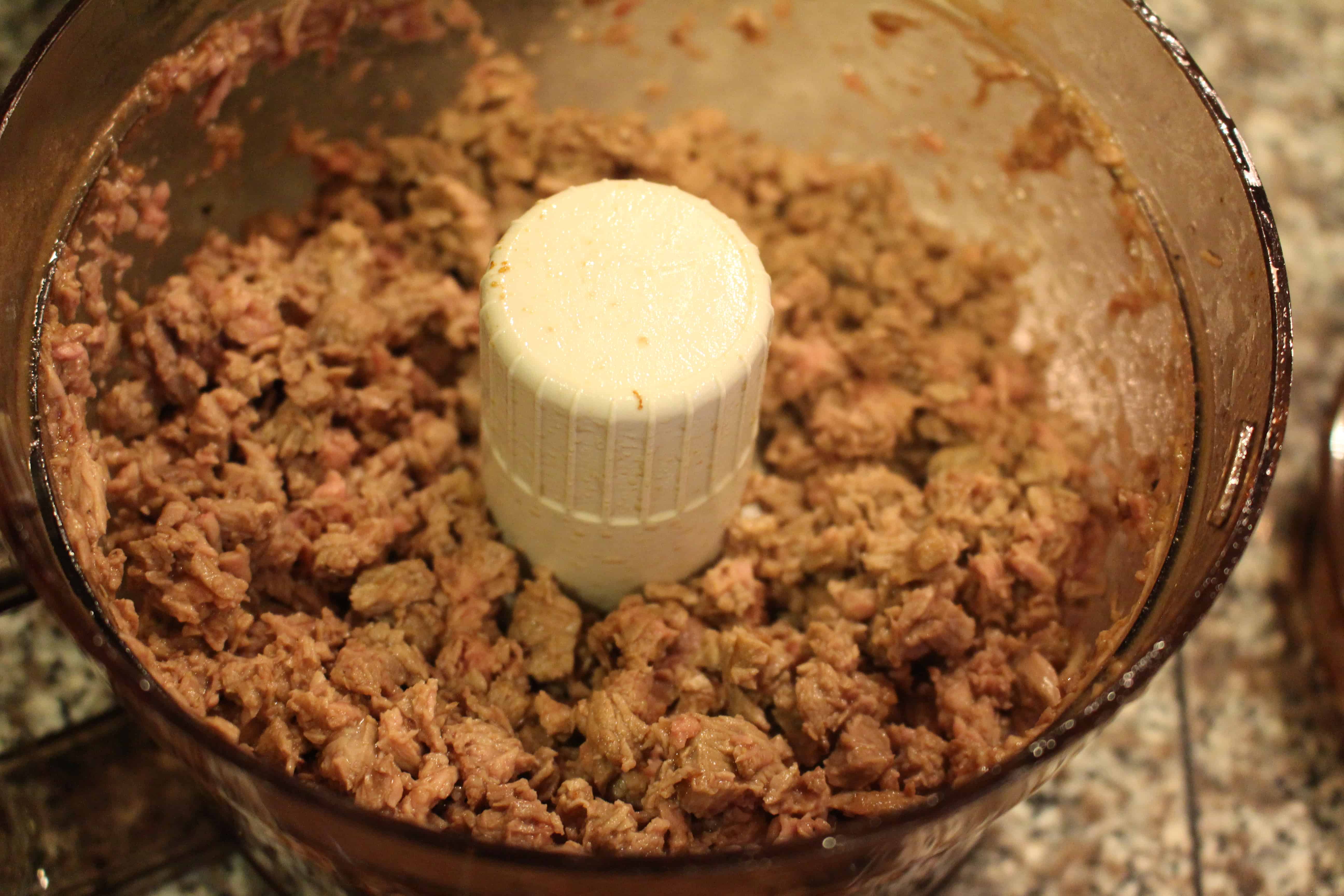Stewed chuck meat ground it up in a food processor.